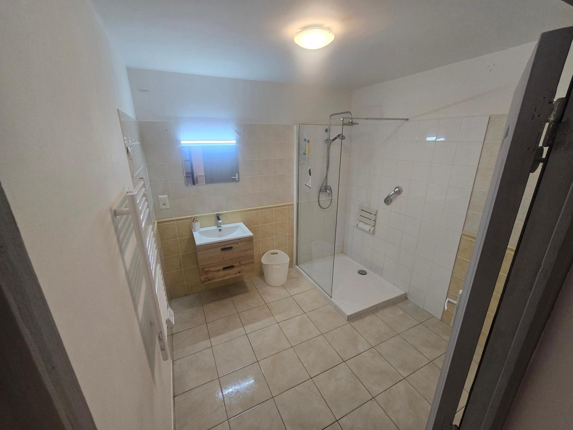 Superbe Appartement 拉马卢莱班 外观 照片